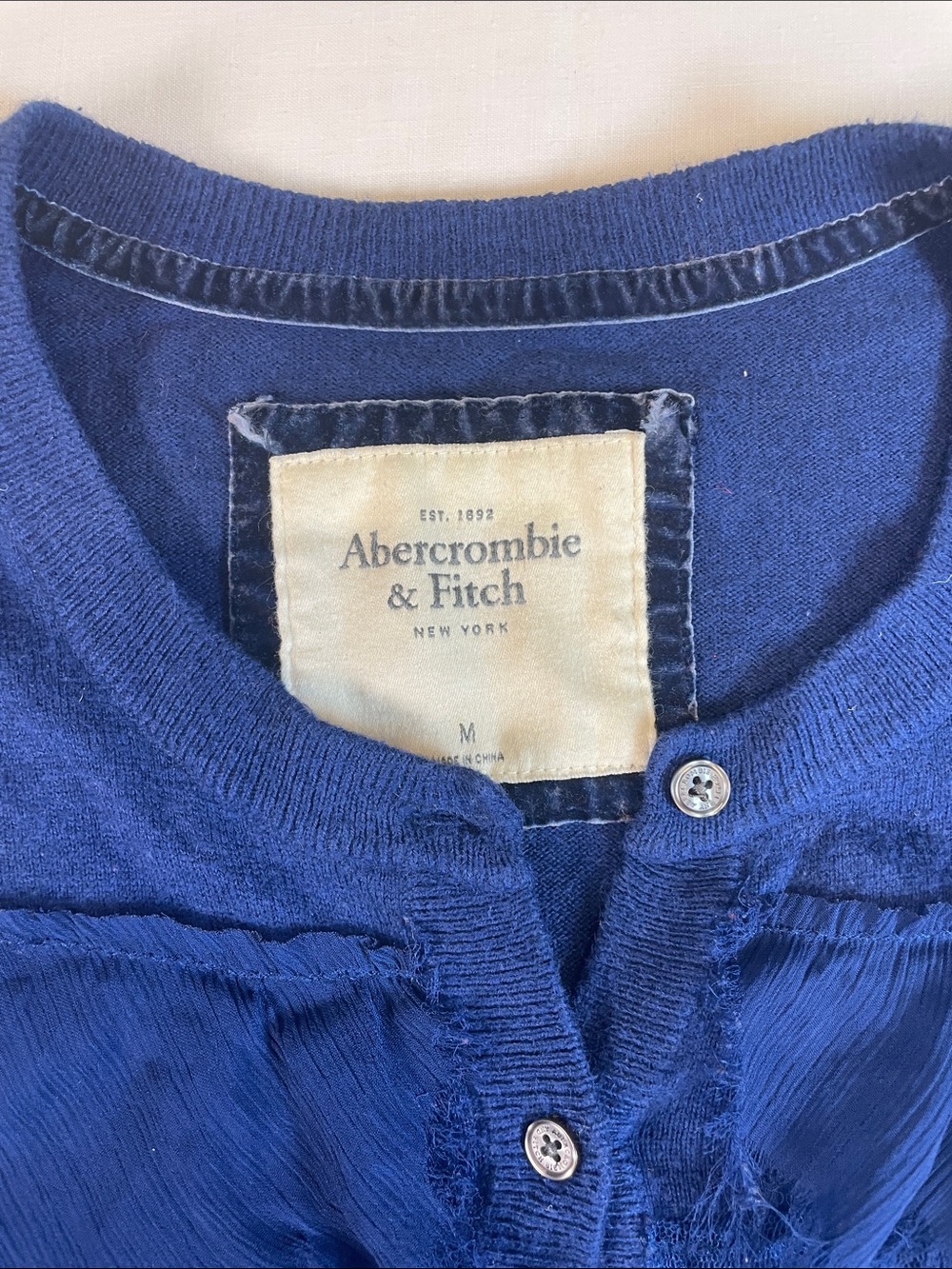 Abercrombie & Fitch Cobalt Blue lace details Button down Cardigan vintage M - Picture 4 of 6